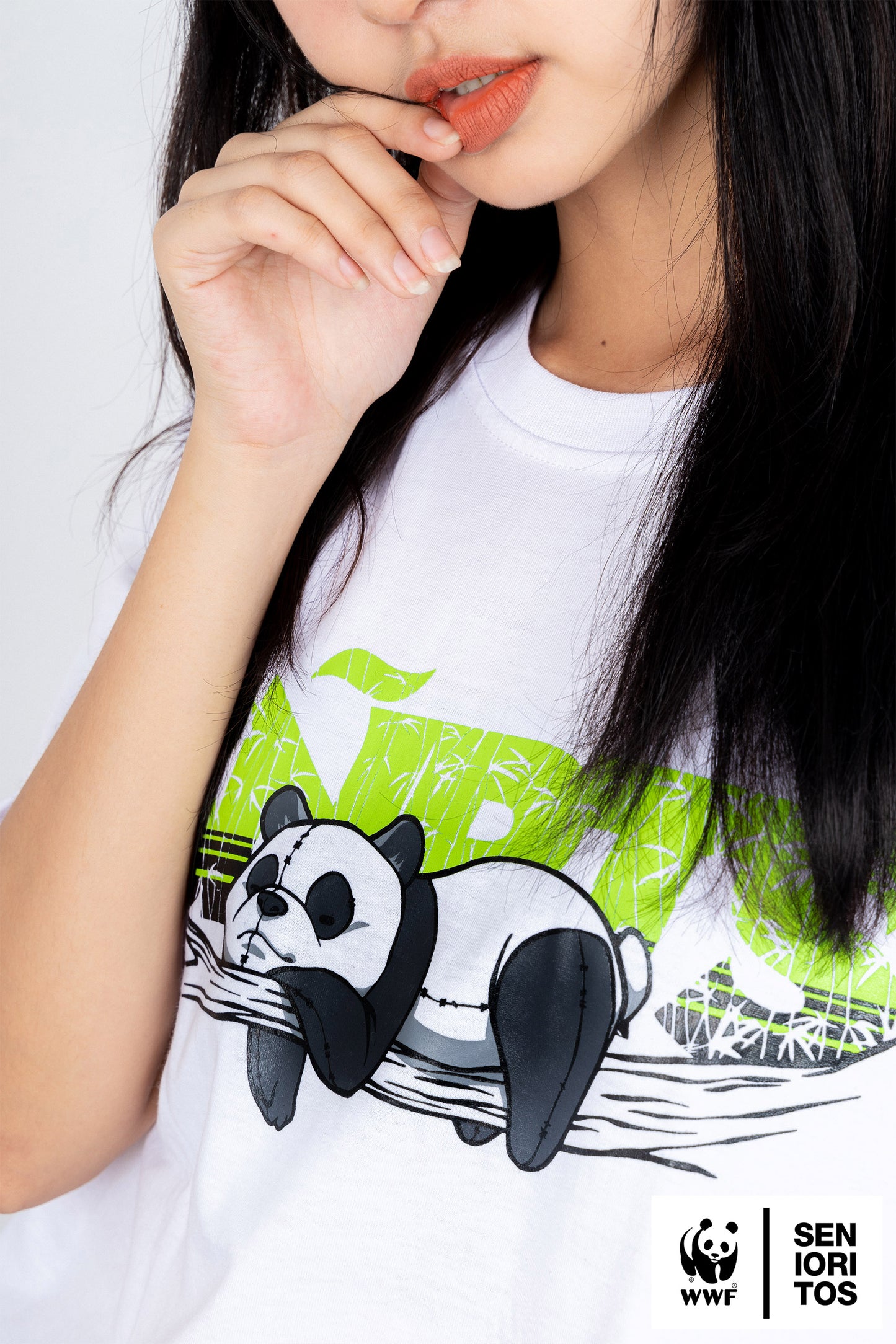 GIANT PANDA TEE | WHITE (WWF® x SENIORITOS® COLLABORATION)