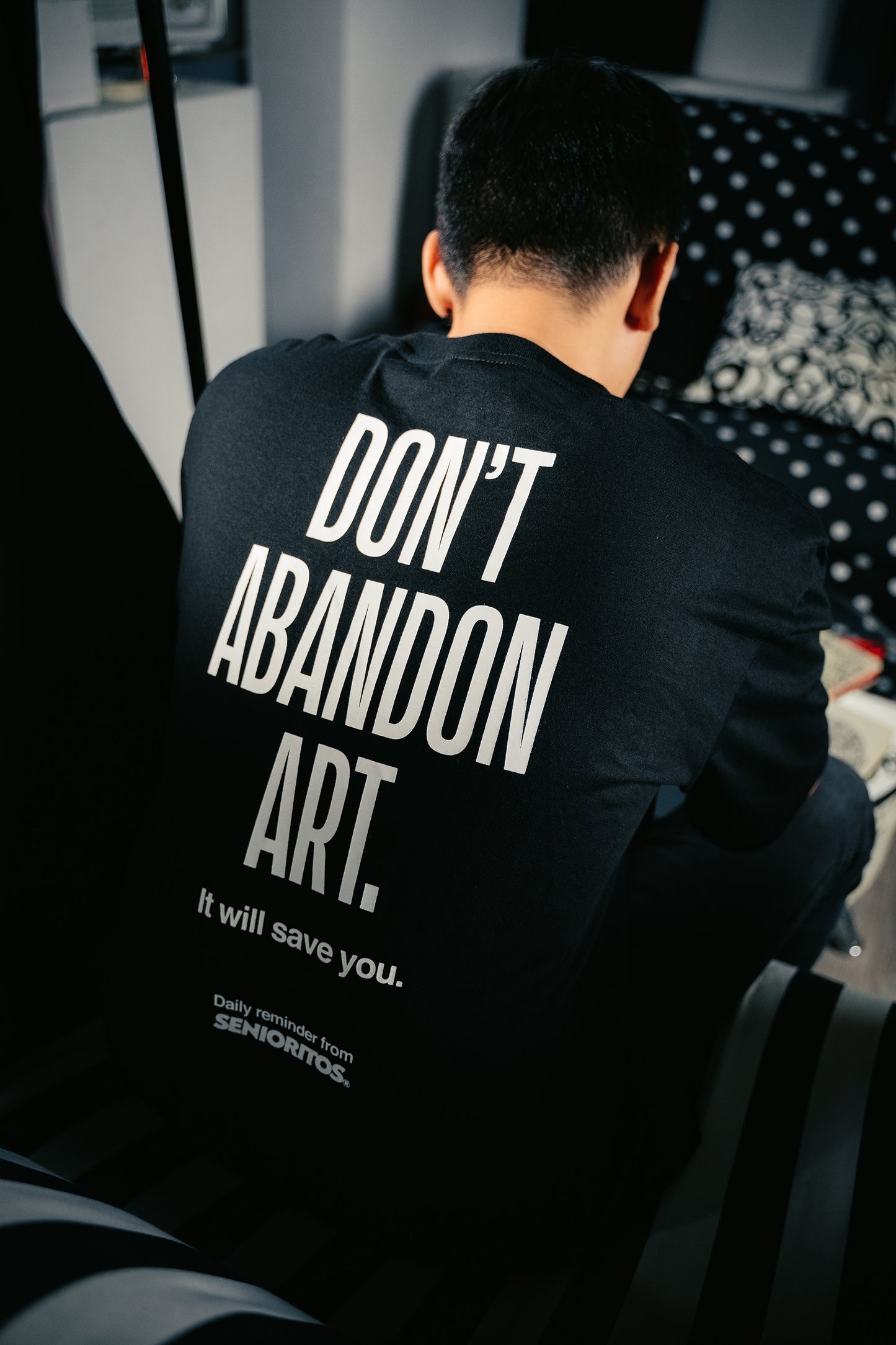 DON'T ABANDON ART TEE | BLACK