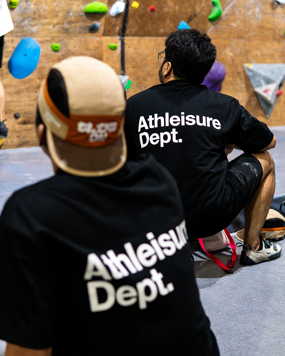 ATHLEISURE DEPT BOX TEE | BLACK