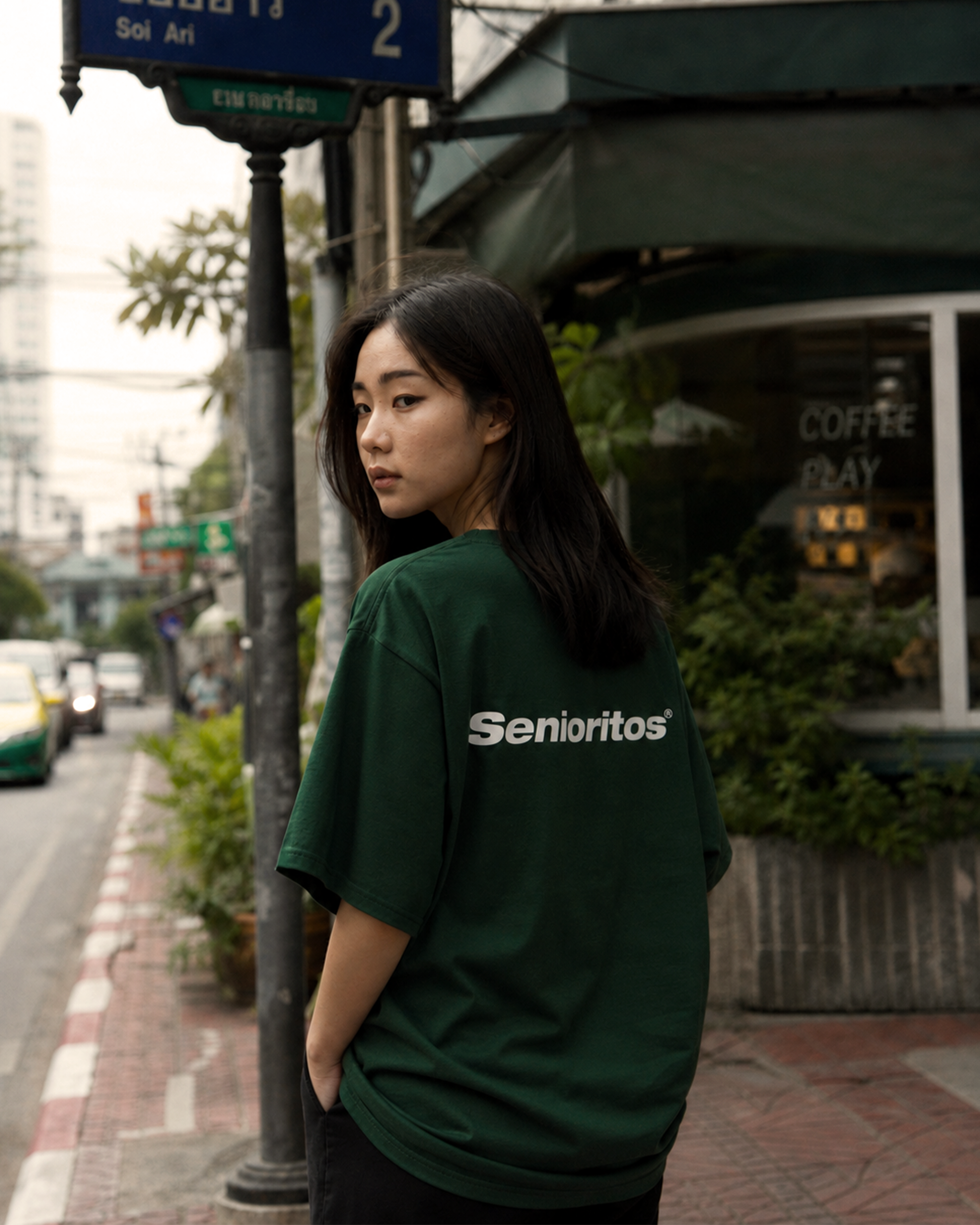 ITALIC TEE | SACRAMENTO GREEN