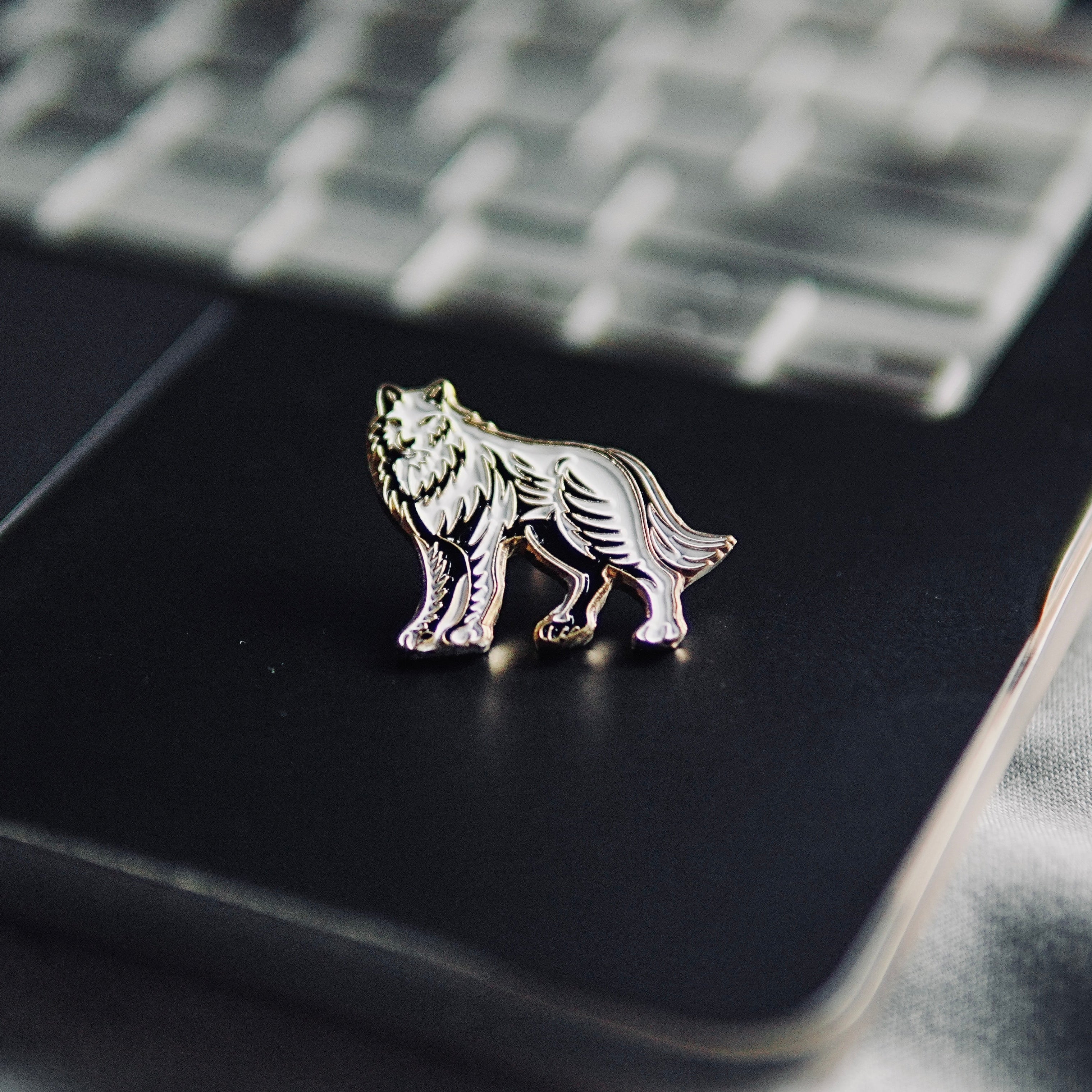LONEWOLF ENAMEL PIN