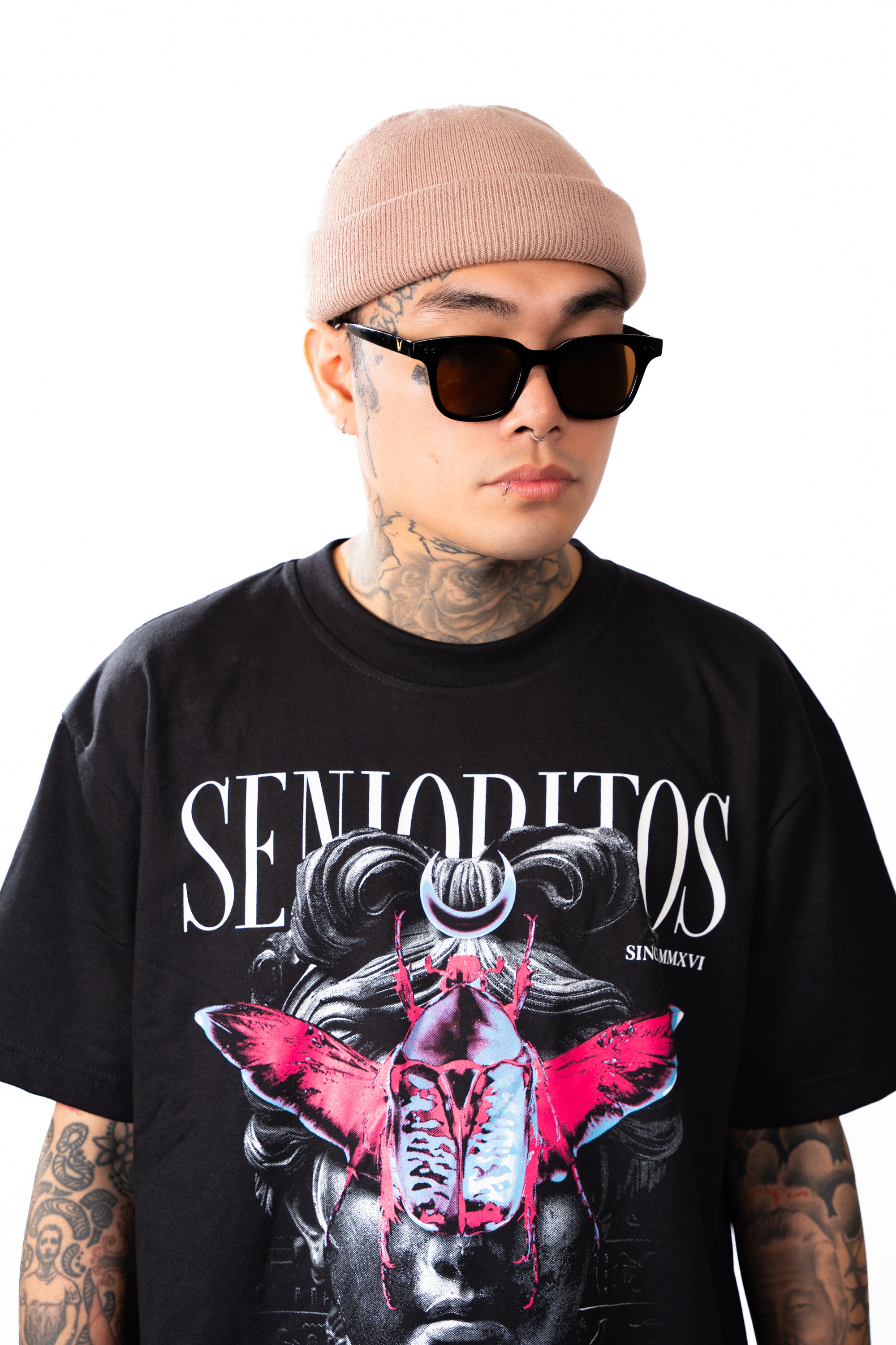 ECLIPSED INSIGHT (BEETLE) TEE | BLACK