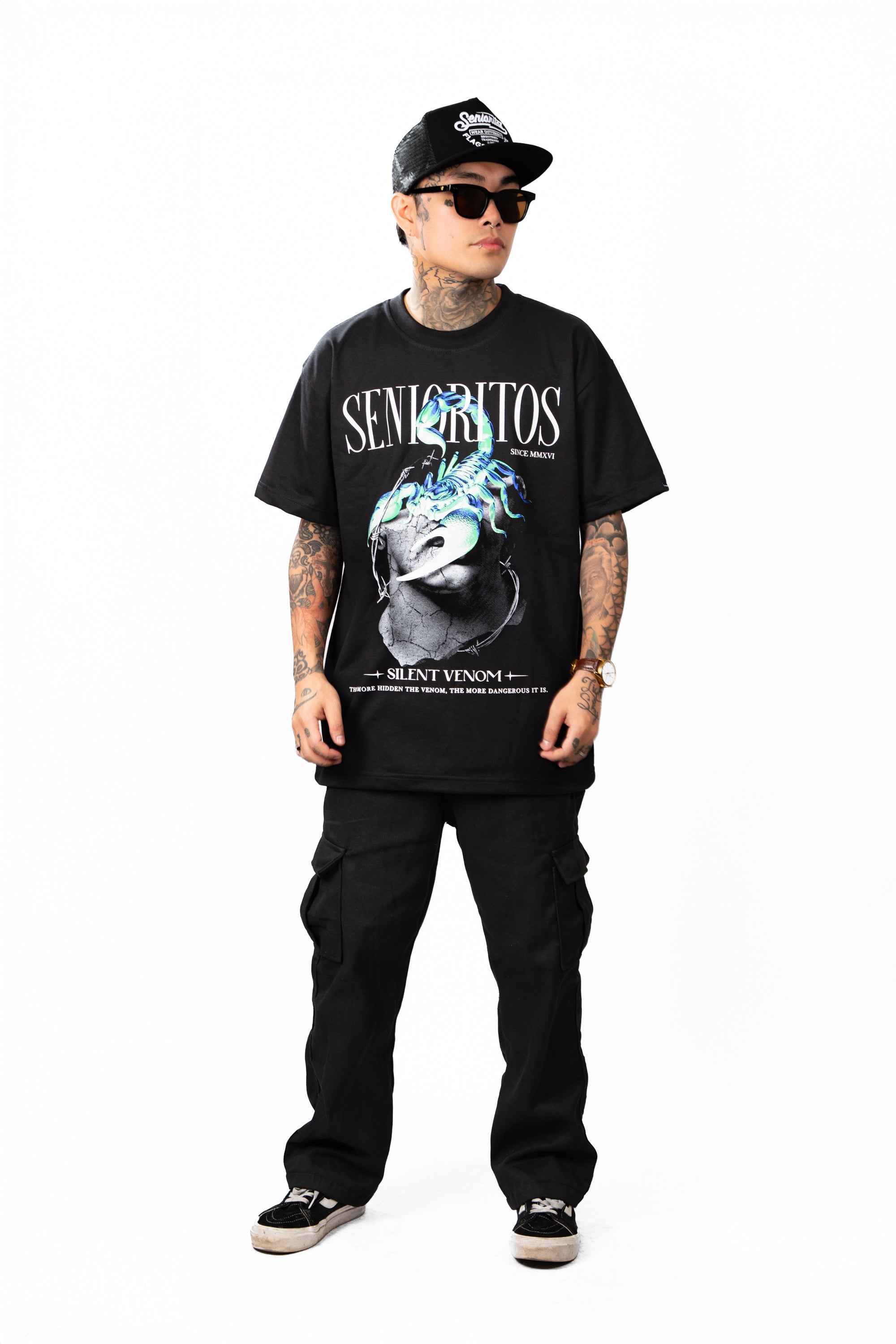 SILENT VENOM (SCORPION) TEE | BLACK