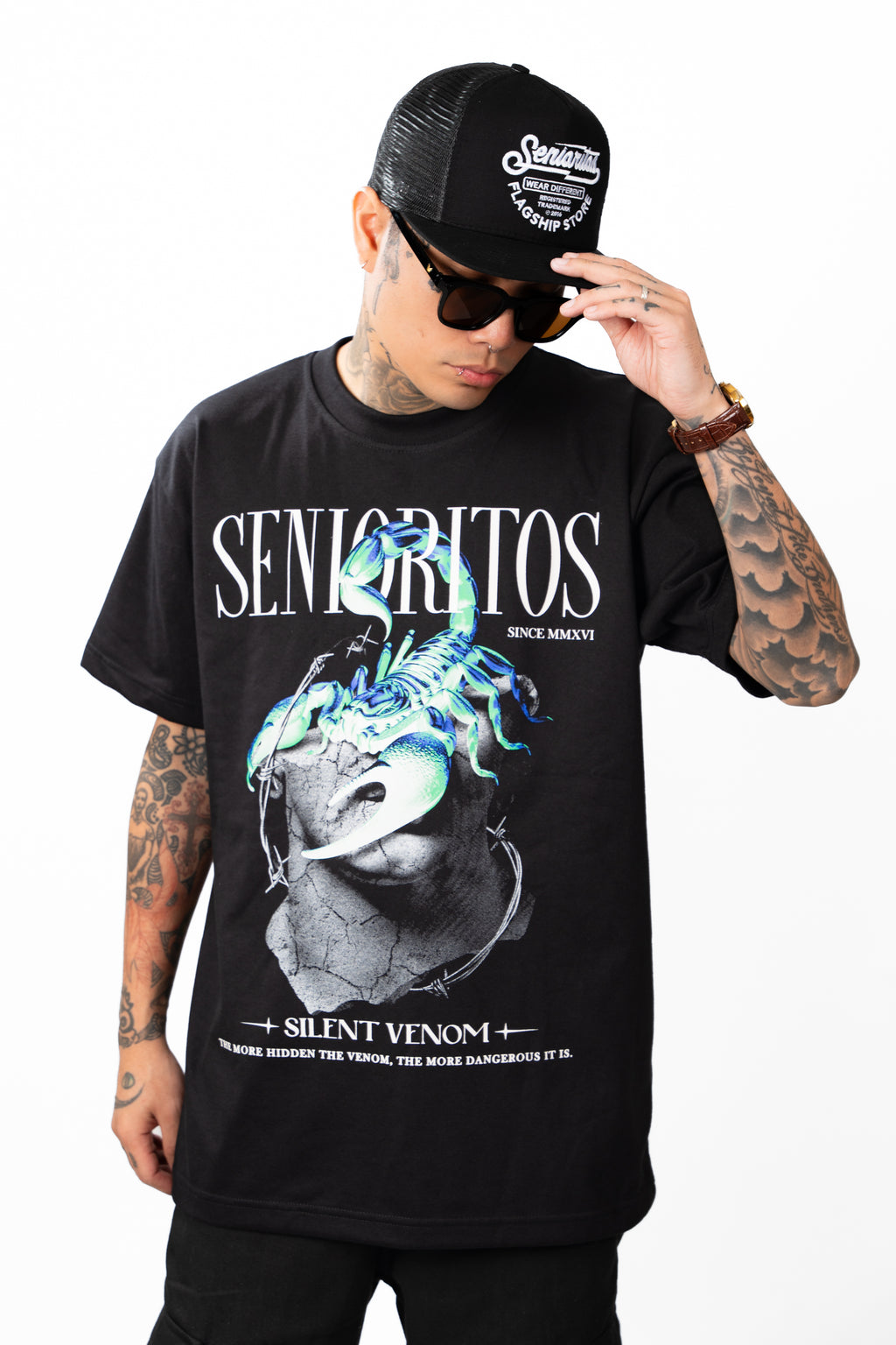 SILENT VENOM (SCORPION) TEE | BLACK