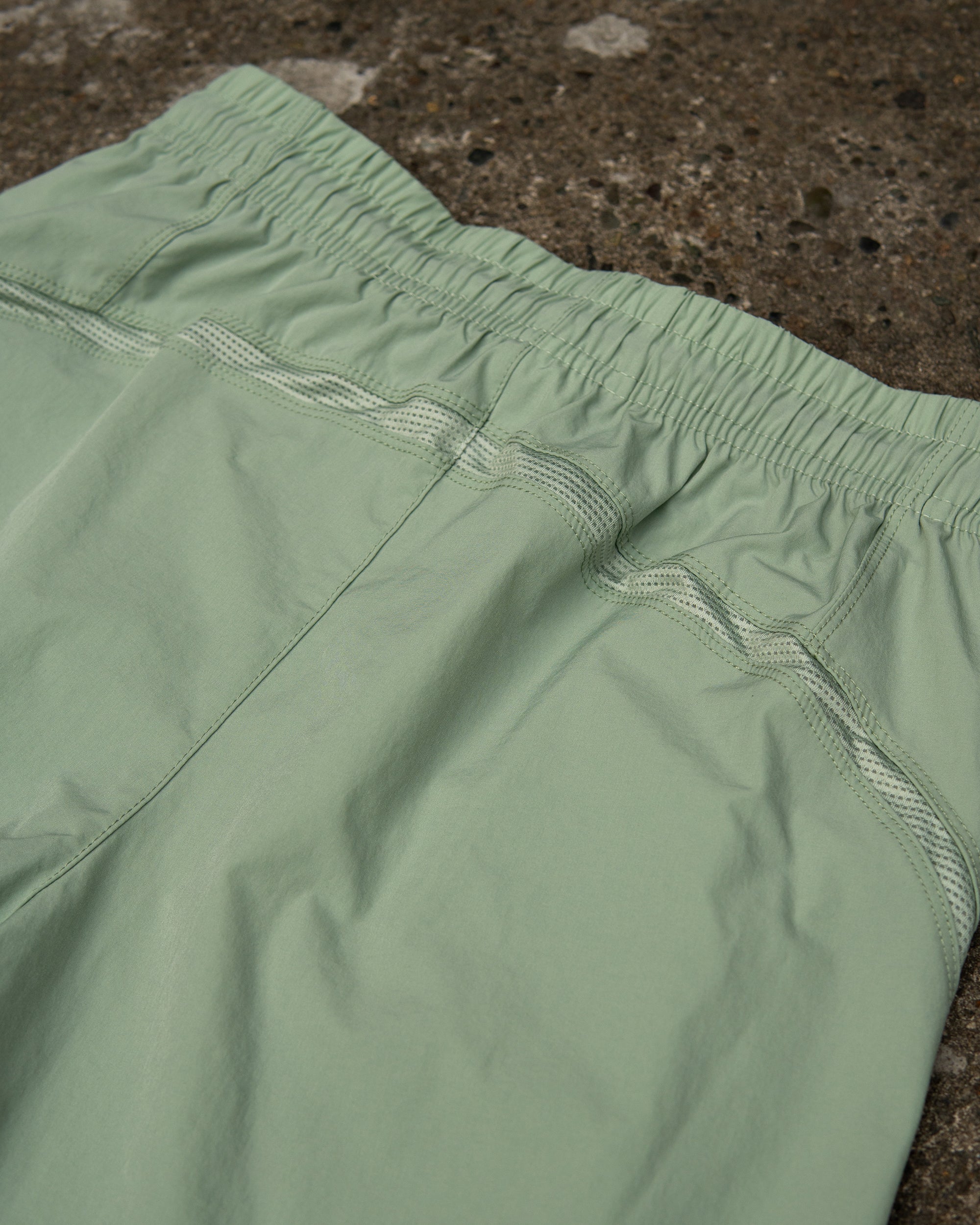 ATHLEISURE DEPT PERFORMANCE SHORT | URBAN GREEN